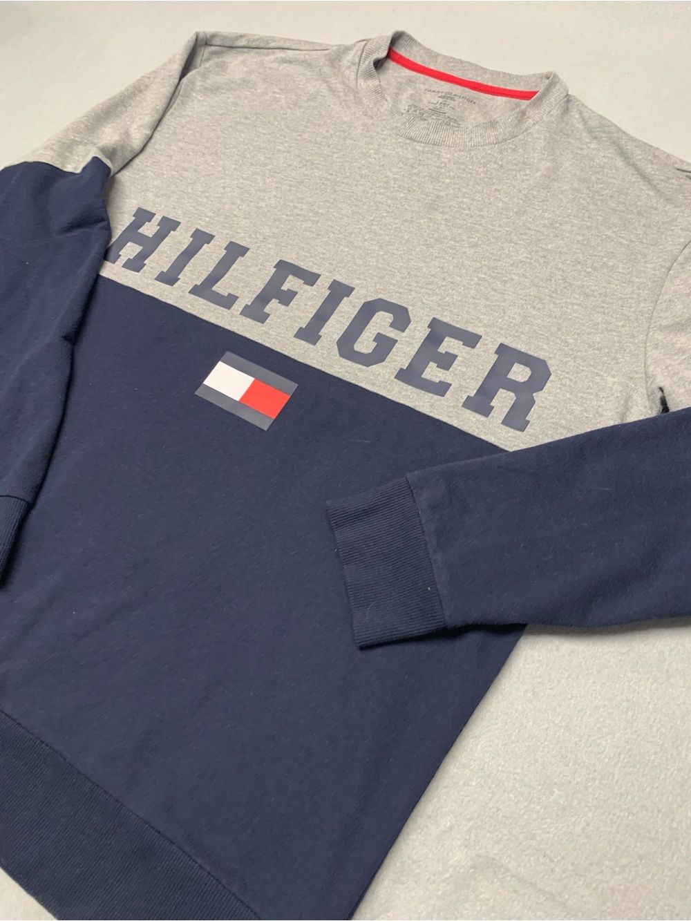Tommy Hilfiger Gray and Navy Colorblock Crewneck Sweatshirt with Logo